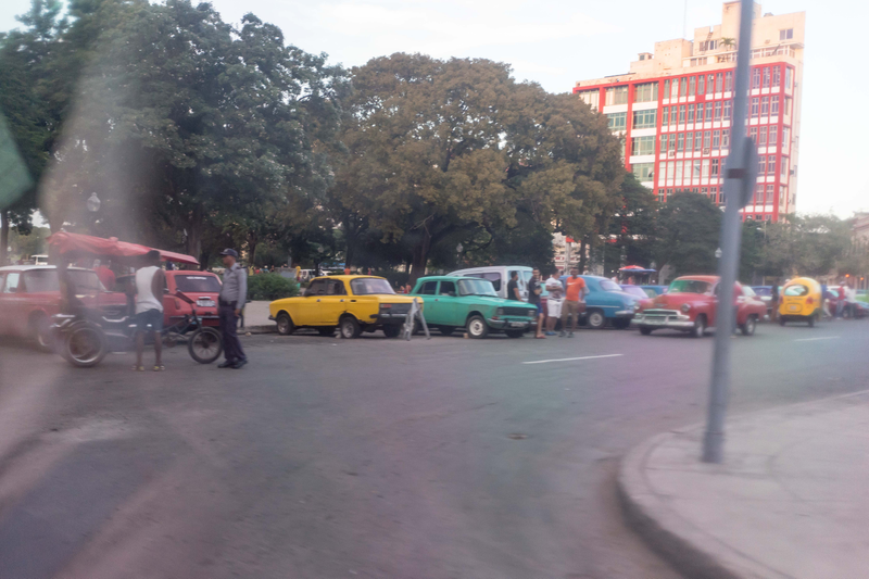 Illustration for article titled Here's What Cuba's Car Scene Looks Like In 2017